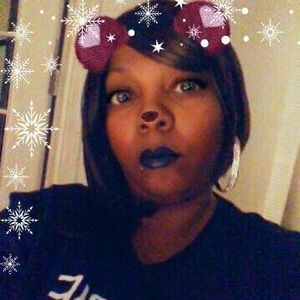 Meet your Posher, Latasha